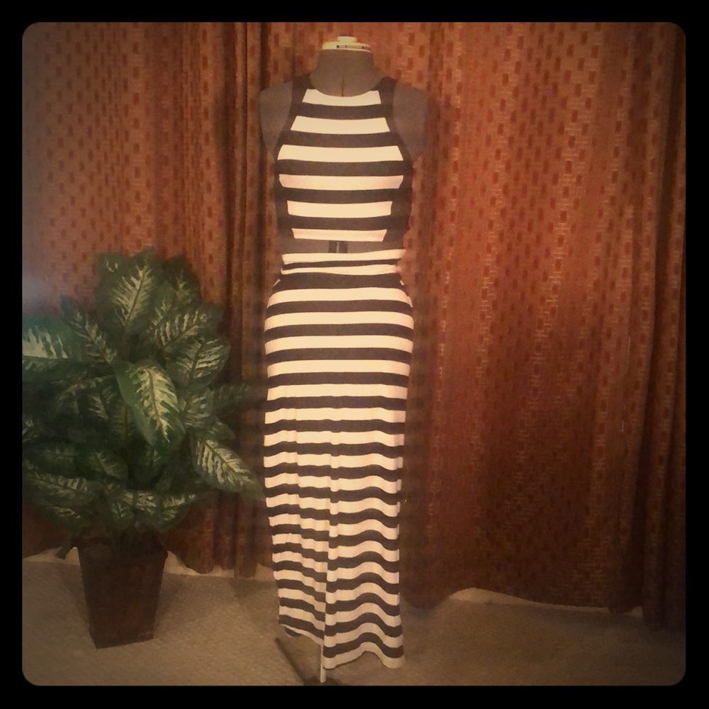 Charlotte Russe black &white maxi skirt & crop top